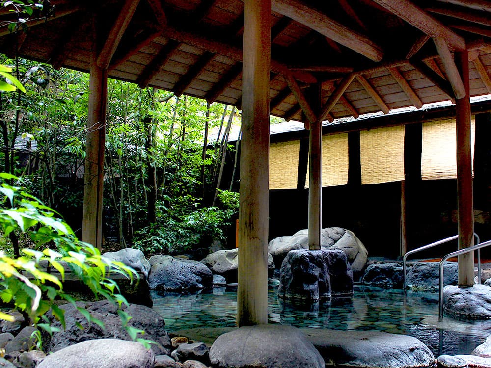 Men's Bath